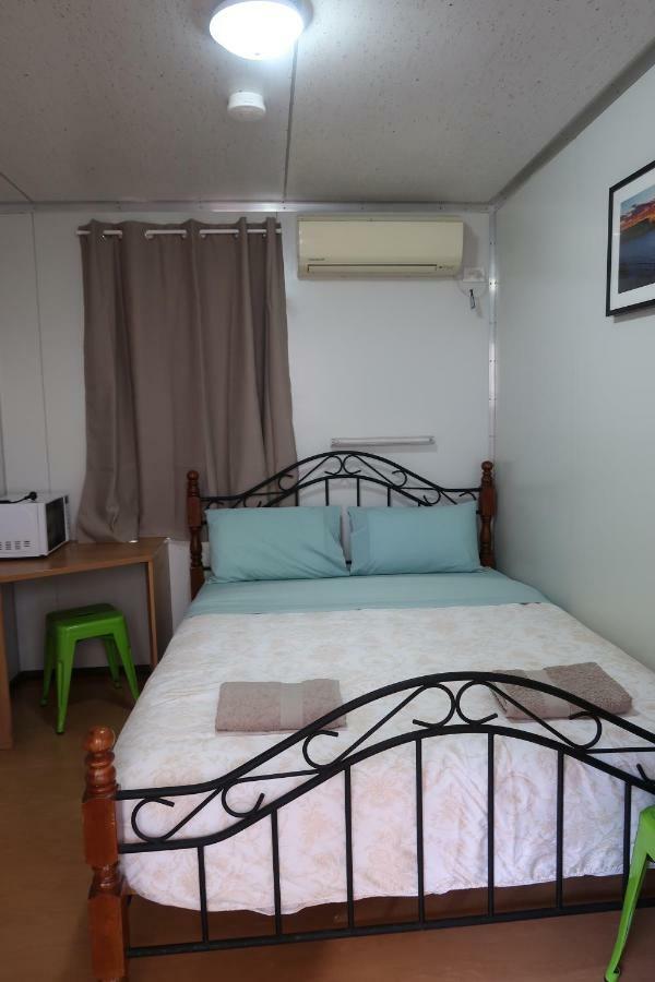 Mud Crab Motel Derby Buitenkant foto